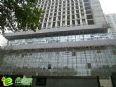 慧谷寫字樓均價(jià)7000元，四層商業(yè)部分正在安玻璃