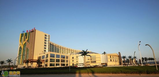 康業(yè)大廈邯鄲東部商務(wù)辦公地，現(xiàn)推出10套特價(jià)房