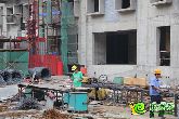 新城國際正在做內部二次結構  外部裝修工作穩(wěn)步推進中