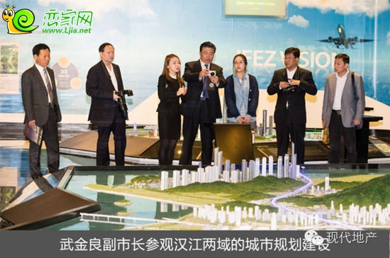 10月26日，邯鄲市城市建設(shè)考察團(tuán)赴韓考察