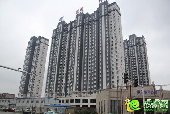 遠(yuǎn)洋新興公館現(xiàn)均價(jià)5500元/㎡ 預(yù)計(jì)7月底交房