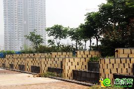拉德芳斯目前均價(jià)5600元/㎡  所剩房源已不足30套