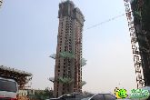 進(jìn)度彰顯實(shí)力 錦繡江南二期新建樓座現(xiàn)已順利封頂