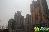 現(xiàn)代奧城最新工程進(jìn)度：部分住宅進(jìn)行保溫層安裝