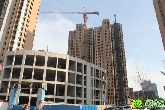 稽山·御府天城商鋪完工，住宅樓正在裝玻璃