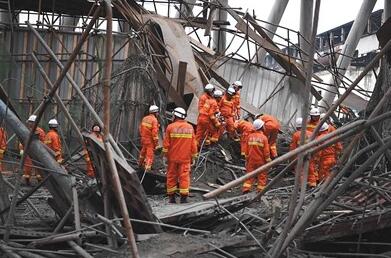 【重大事故】江西电厂事故74死 工人从70米高台坠落