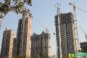 11月26日，戀家網(wǎng)東區(qū)看房團直抵榮盛觀邸