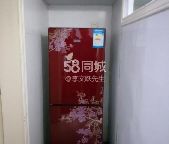 冰箱空调洗衣机热水器 餐桌沙发  独立卫生间拎包入住
