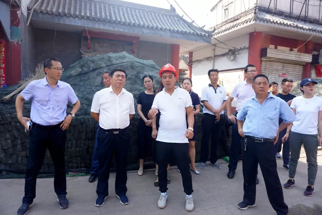串城街南段 区委书记靳禄兵再次一线调研建设