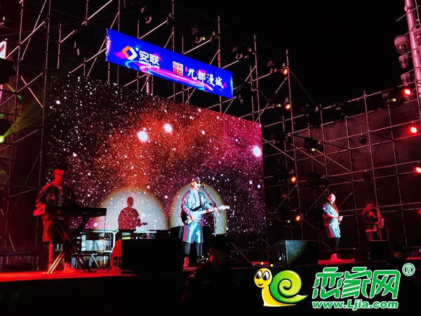 FUNKY樂隊演繹