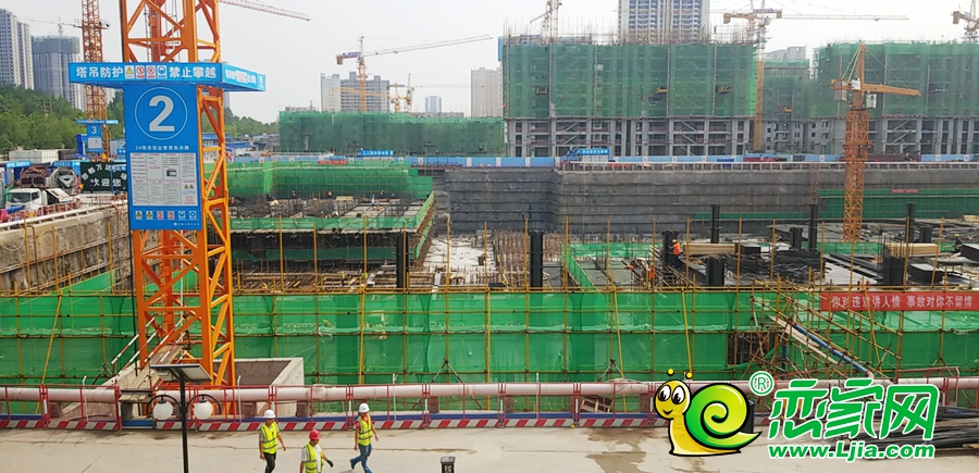 万达广场工地实景图（2019.05.13）