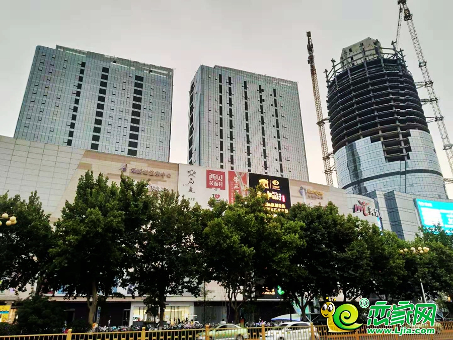 環(huán)球中心實(shí)景圖（2019.7.12）