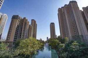 翡翠御庭丨現(xiàn)在不為夢想買單，老了拿什么說當(dāng)年？