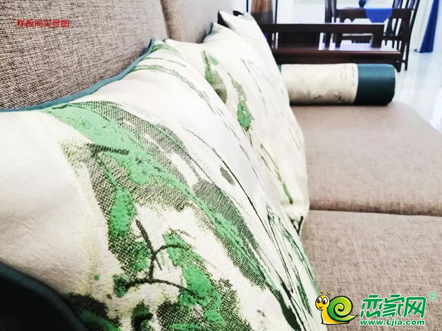 萬(wàn)浩繁花郡樣板間客廳