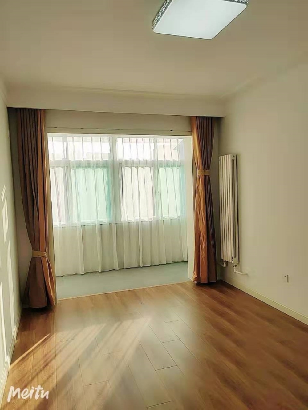 ZyjCI14JuSSAbfoNAATj1GkD7RE214
