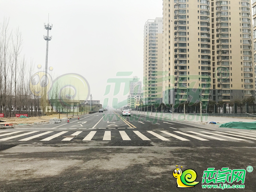走廊南路與光華大街交叉口