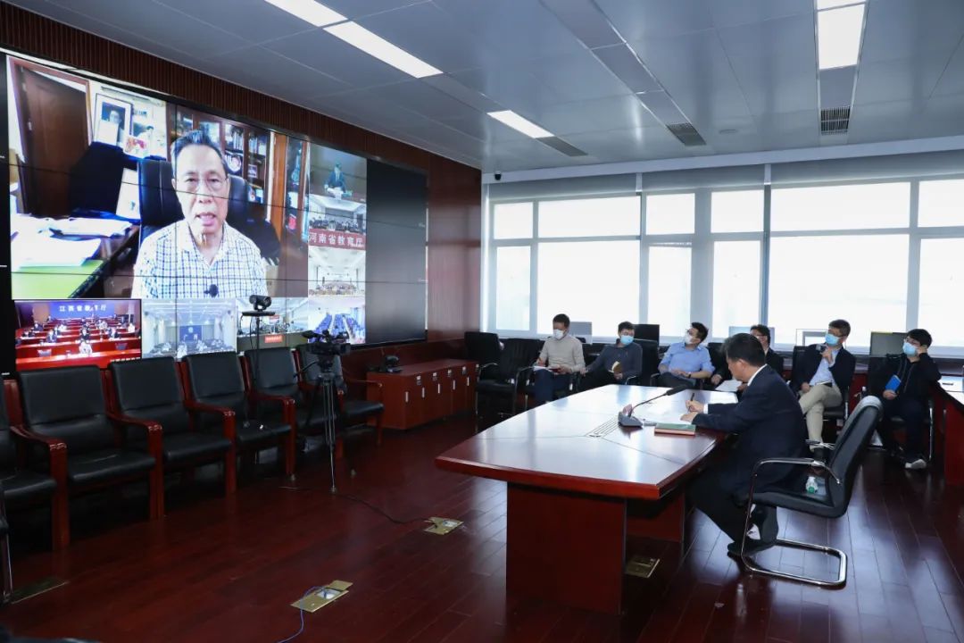 钟南山、李兰娟、张文宏罕见“同台