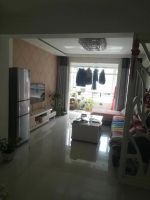 百花小學(xué)片內(nèi)天兆家園，精裝老證可貸款中等樓層