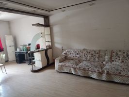 商貿(mào)城附近1樓，老證唯一，地下室家具家電全帶，隨時(shí)看房