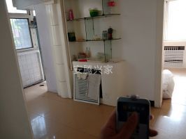 出售渚河路學(xué)區(qū)房，一樓帶小院