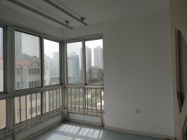 仁達(dá)花園 稀缺 四室送地下室 叢臺路龍湖公園對面