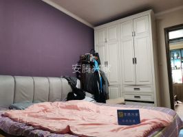 三中 綠化路小學 帽廠家屬院 南北通透兩室一廳