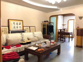 亞森附近 檢察院家屬院 2樓 三居室 急售