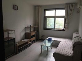 二樓！精裝修 3室1廳 羅城頭四號院 滿五 戶型好