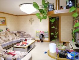 3室2廳 111平 簡(jiǎn)單裝修 空中花園 滿二 103萬 誠心