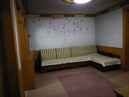 貿(mào)易街邯山區(qū)實驗小學(xué)片內(nèi)五樓 首付20萬三室兩廳老證