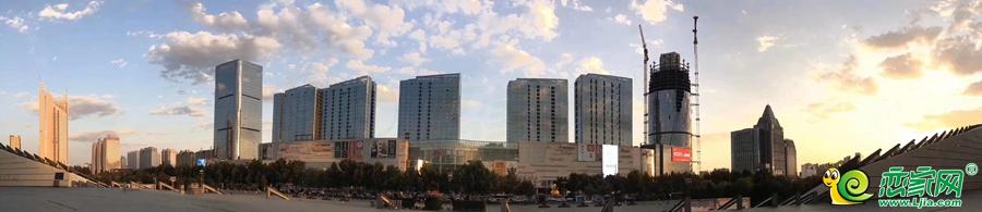 環(huán)球中心實(shí)景圖（2020.08.01）