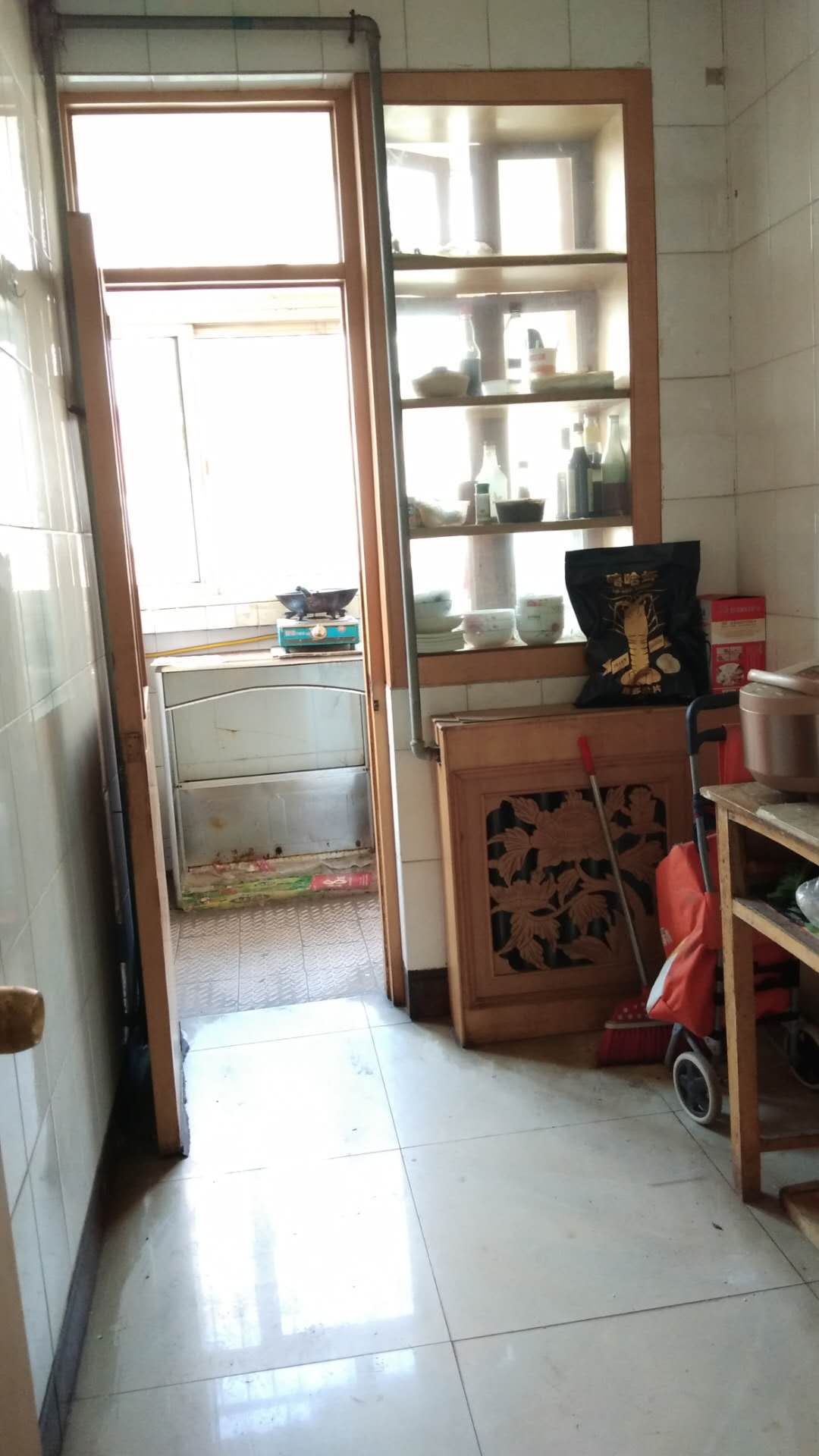 學(xué)區(qū)房  ，雙氣，有證