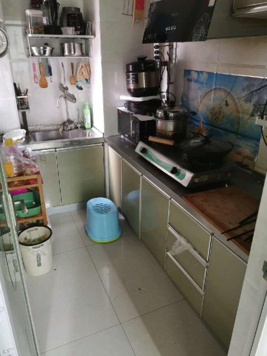 康德火車站  電梯房  廣星源中層  一室一廳  給錢就賣