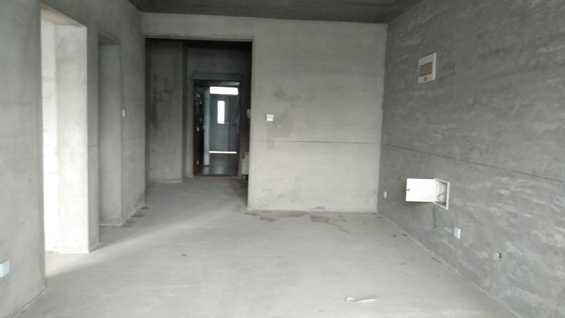 嘉泰御園 兩室兩廳 毛坯房 全款bao更名 看房方便
