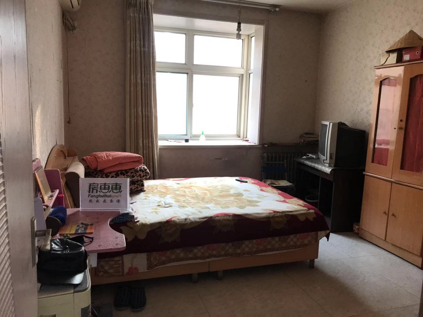 綠化路小學，三中雙學區(qū)房，5樓非頂，老證可貸款