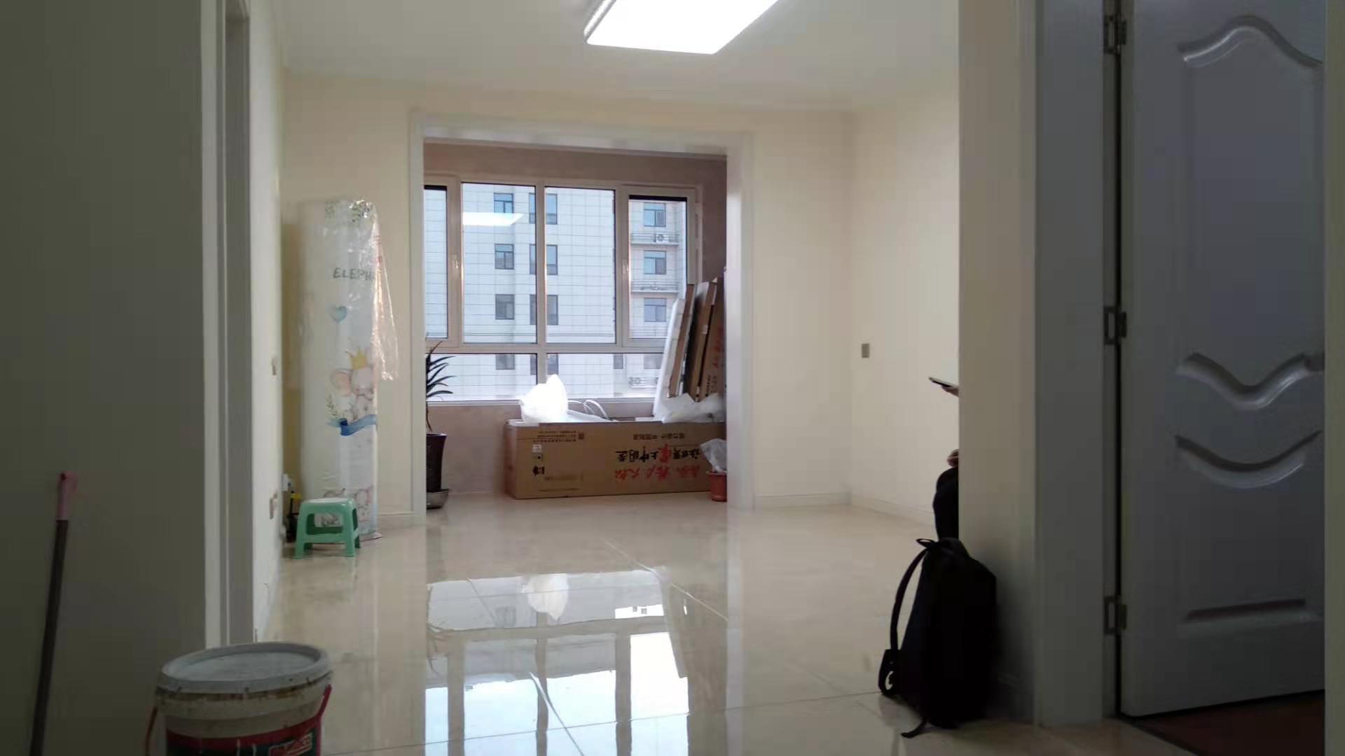 漢光華府 精裝兩室兩廳 有證可貸款