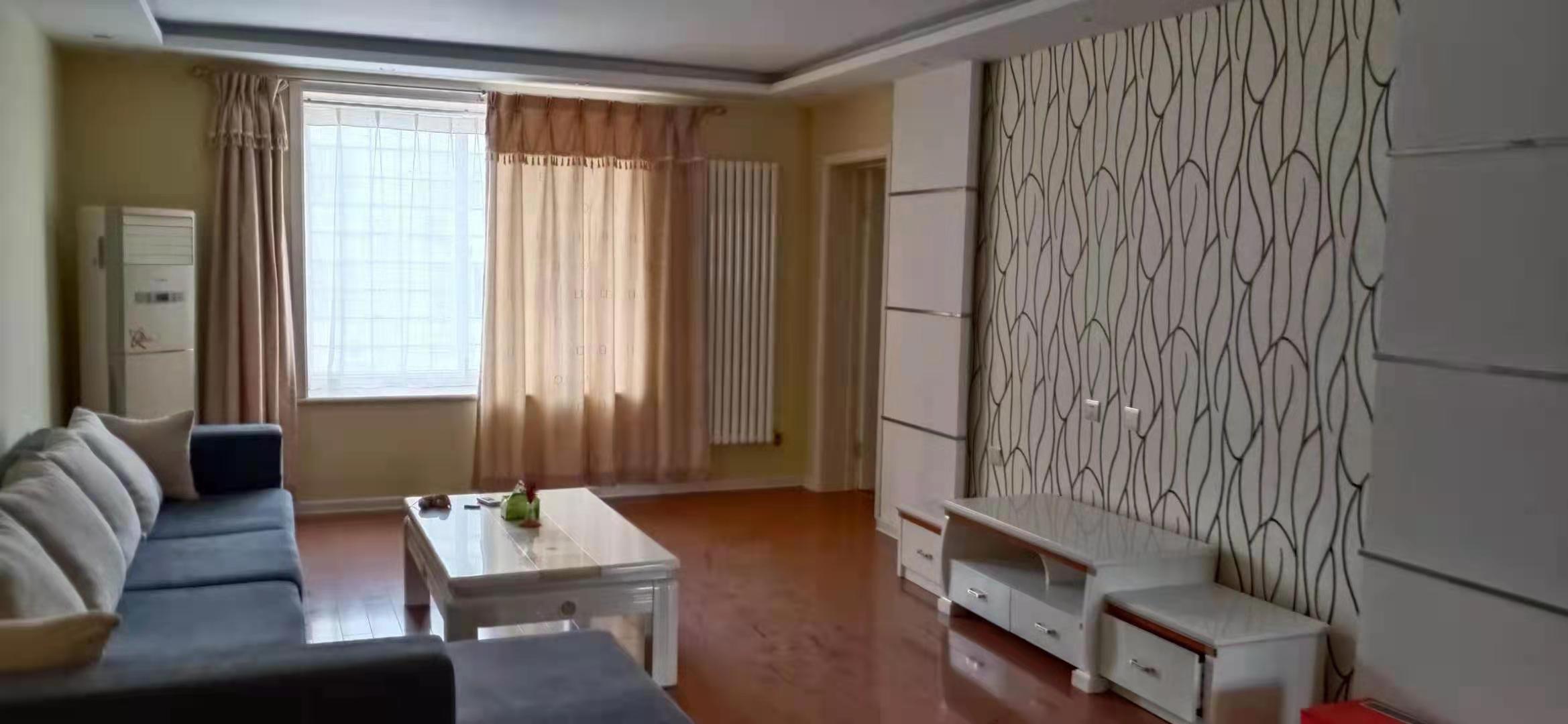 建業(yè)小區(qū)樓王，總高6樓 ，帶電梯三室朝陽
