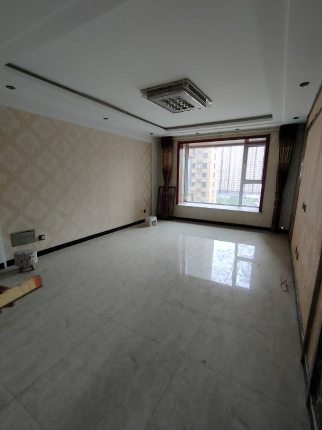 607fd5bd67118.jpg