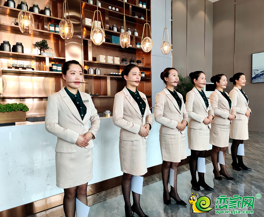 嘉洲地產(chǎn)簽約世邦魏理仕國(guó)際物管 --- 始終致力于為客戶(hù)締造卓越優(yōu)勢(shì)