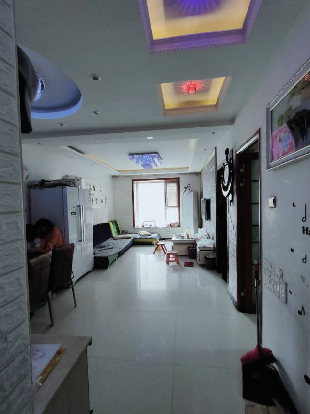 渚河路小學(xué)學(xué)區(qū)房，88平99萬(wàn)精壯兩居拎包入住