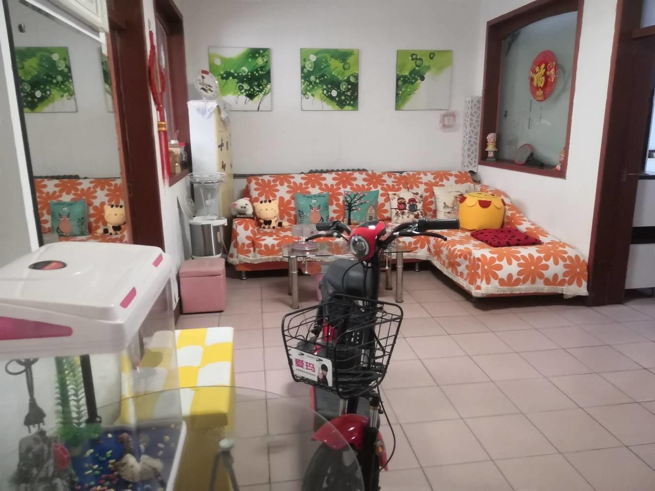 農(nóng)林路  ，農(nóng)林路75號院 三居1層南北通透老證