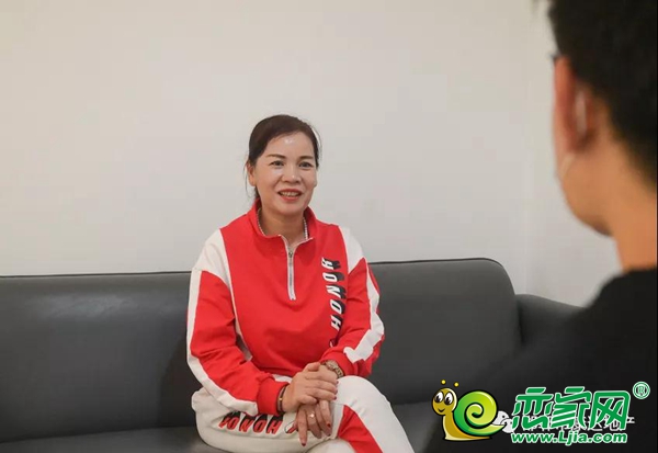 采訪業(yè)主揭秘為何會(huì)選擇康達(dá)地產(chǎn)開發(fā)的百二三期生活區(qū)