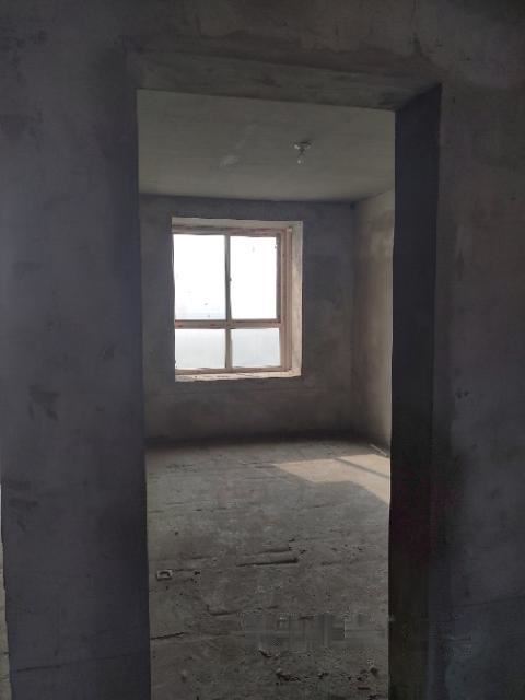 荷景花園，經(jīng)典三居，南北通透，明廳明廚