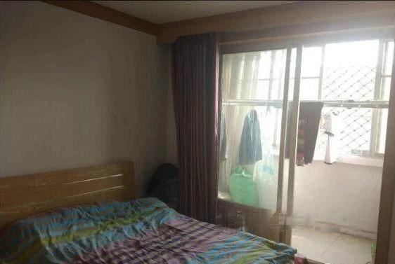 桃園小區(qū) 普通住宅 簡單裝修