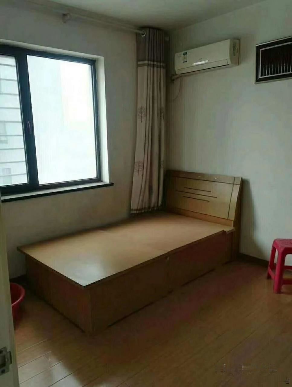 箭嶺路小學(xué) ?？惦娞莘咳枒粜?兩室兩廳 老證可貸
