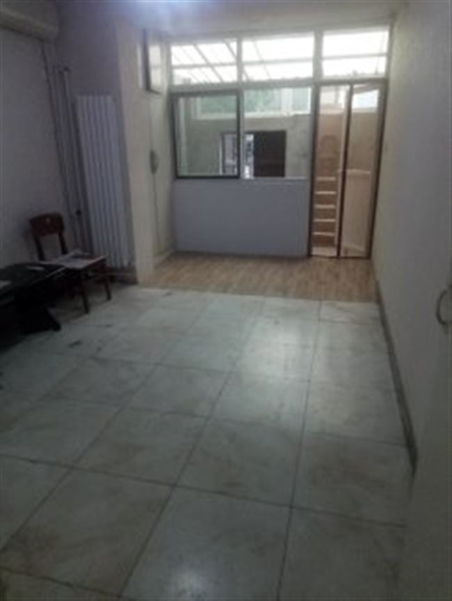 陵園路棉一生活區(qū) 兩室一樓帶小院南北通透 有鑰匙看房方便
