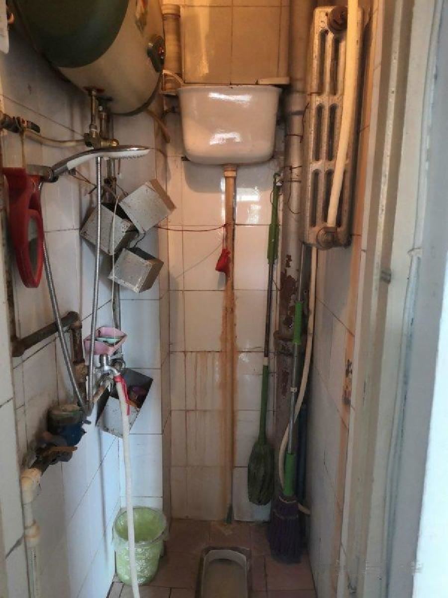 首付15萬通透兩居附小附中片內(nèi)老證送地下室鄰羅三羅二
