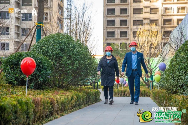 邯鄲華潤置地?凱旋門美學(xué)實景示范區(qū)傾城綻放