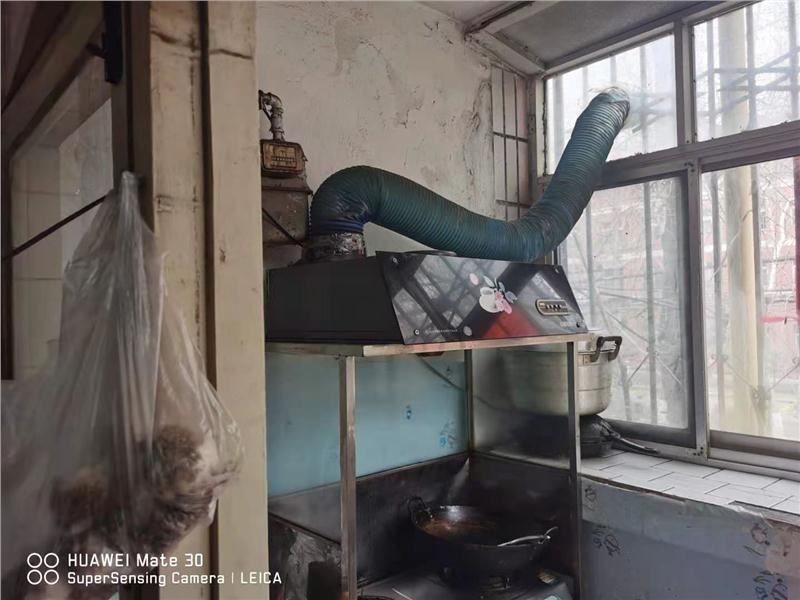 展覽路小學和11中片內，中間樓層，要的速度了