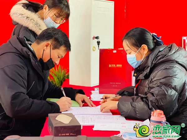 澤信·和熙府交付進(jìn)行時丨恭喜客戶順利收房 幸福生活由此開啟